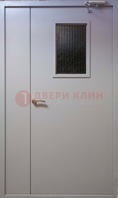 Белая железная дверь ДПД-4 в Севастополе