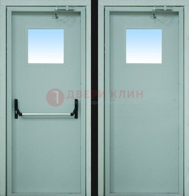 Серая металлическая противопожарная дверь со стеклянной вставкой ДПП-3 в Севастополе