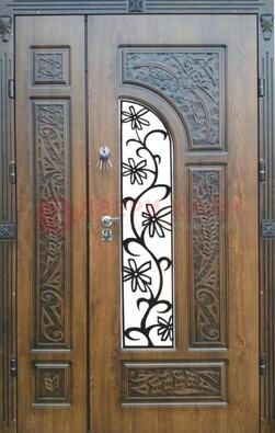 Морозостойкая металлическая парадная дверь ДПР-12 в Севастополе