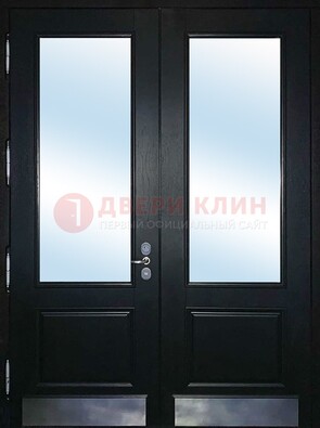 Черная двухстворчатая металлическая дверь со стеклом ДС-25 в Севастополе