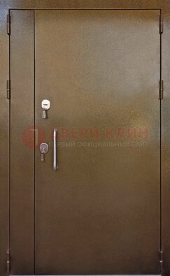 Коричневая тамбурная дверь с порошковым напылением ДТМ-45 в Сергиевом Посаде